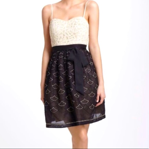 Anthropologie Dresses & Skirts - Anthropologie Meadow Rue Crochet Dress size 4